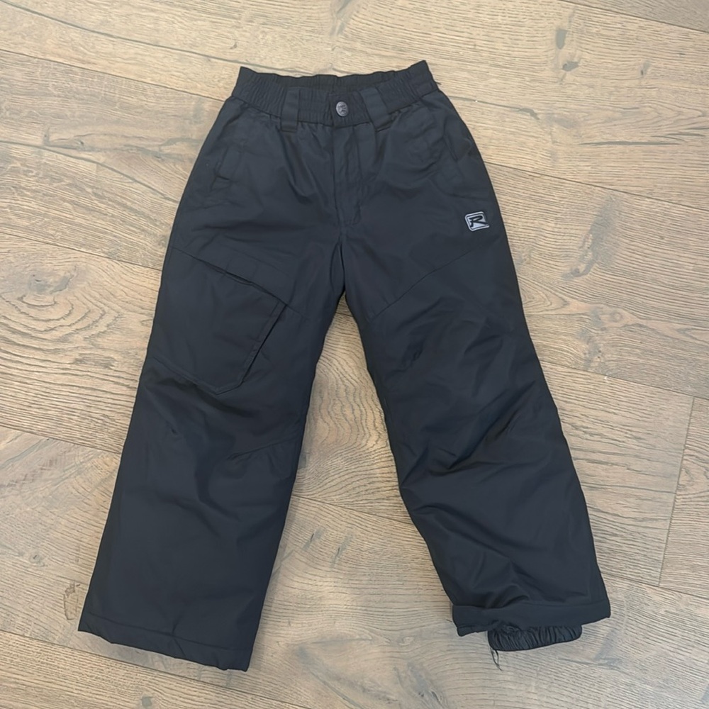 Boys RWay size 5/6 black ski snow pants